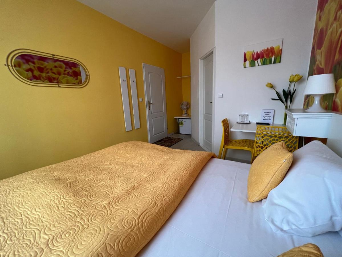 U Svateho Urbana Hotel Mikulov Buitenkant foto