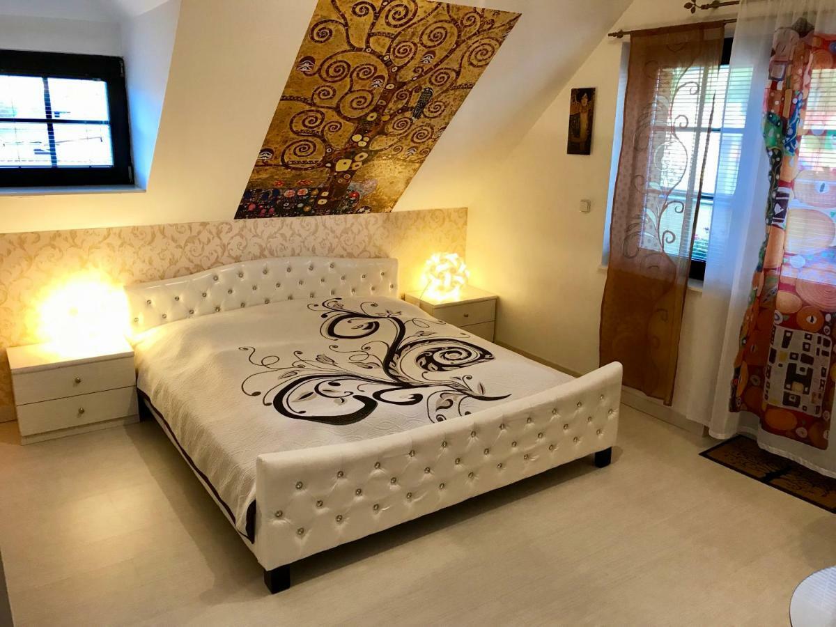 U Svateho Urbana Hotel Mikulov Buitenkant foto