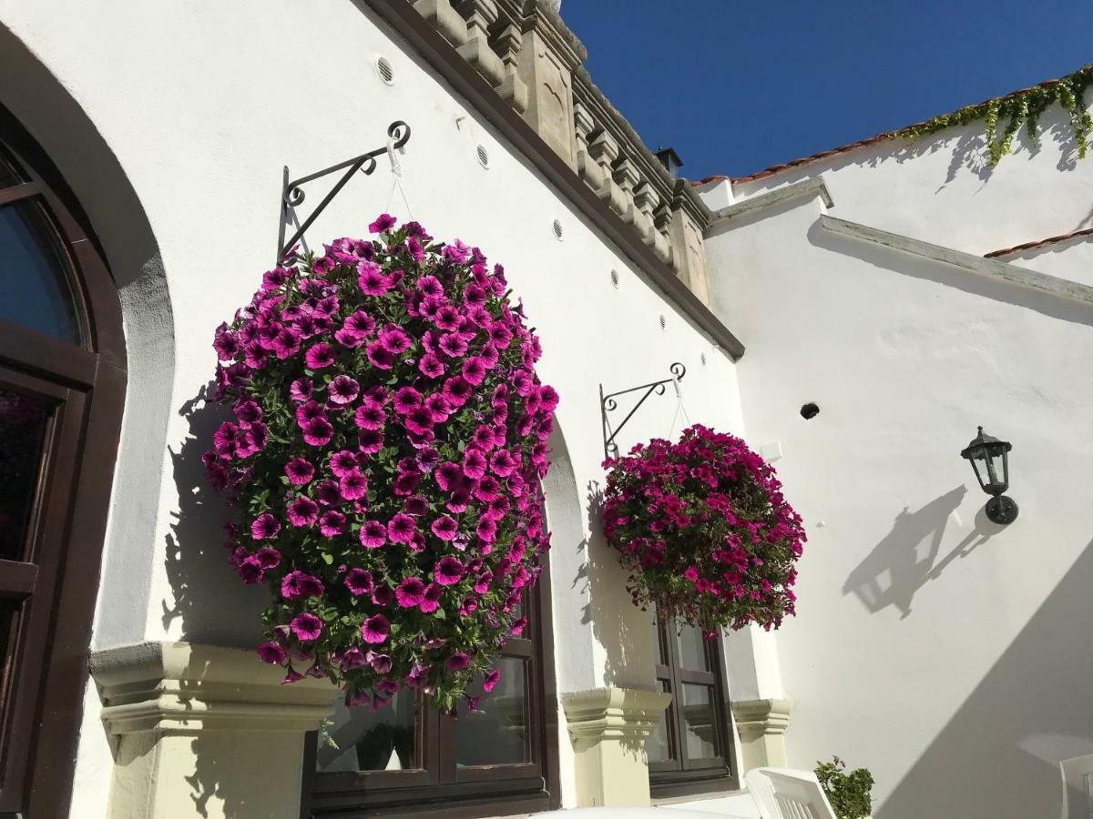 U Svateho Urbana Hotel Mikulov Buitenkant foto